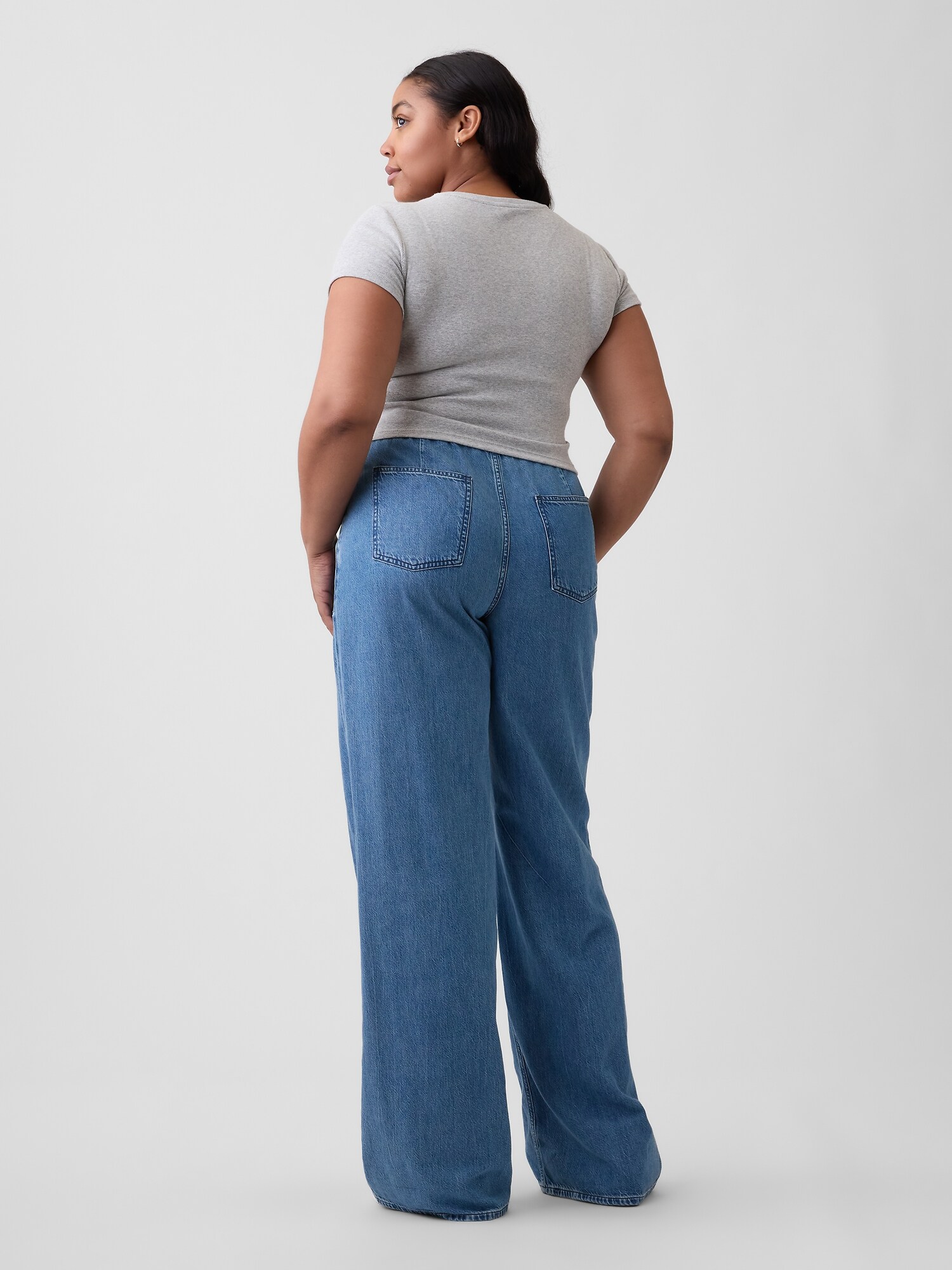 Mid Rise Soft Pull-On Wide-Leg Jeans | Gap Factory