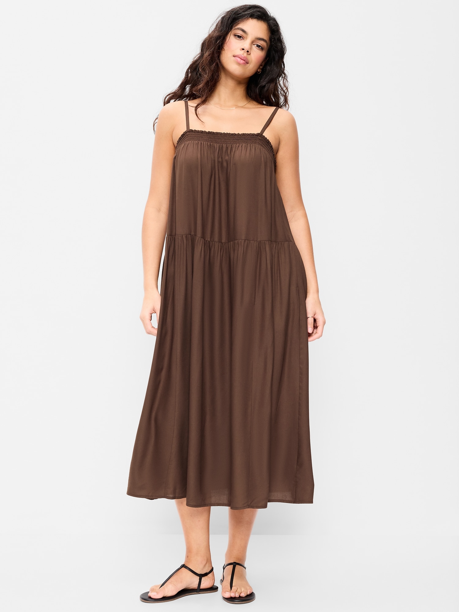 ROBE LONGUE VAPOREUSE À SMOCKS