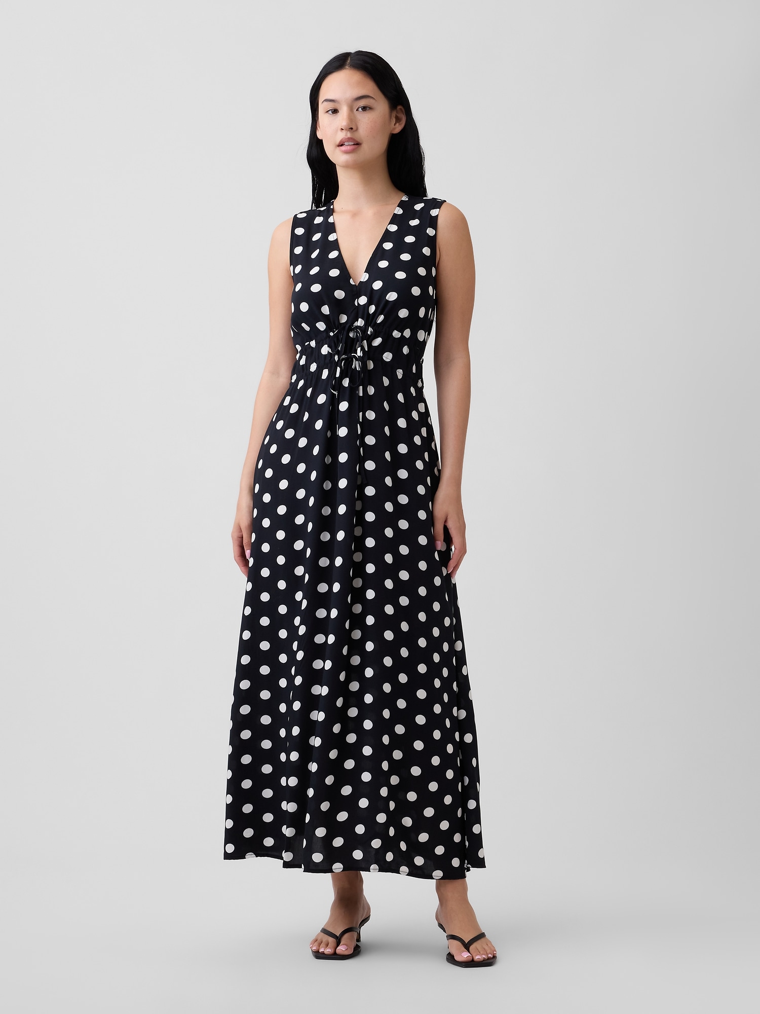 Sleeveless Tie-Front Maxi Dress