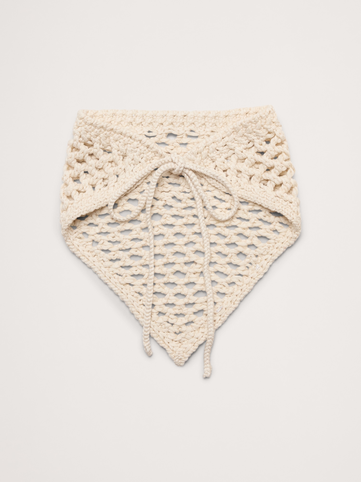 BANDANA NOUÉ EN CROCHET