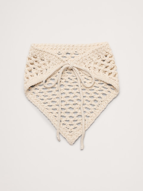 BANDANA NOUÉ EN CROCHET