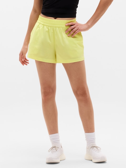 Weekender Mid Rise 3" Run Short