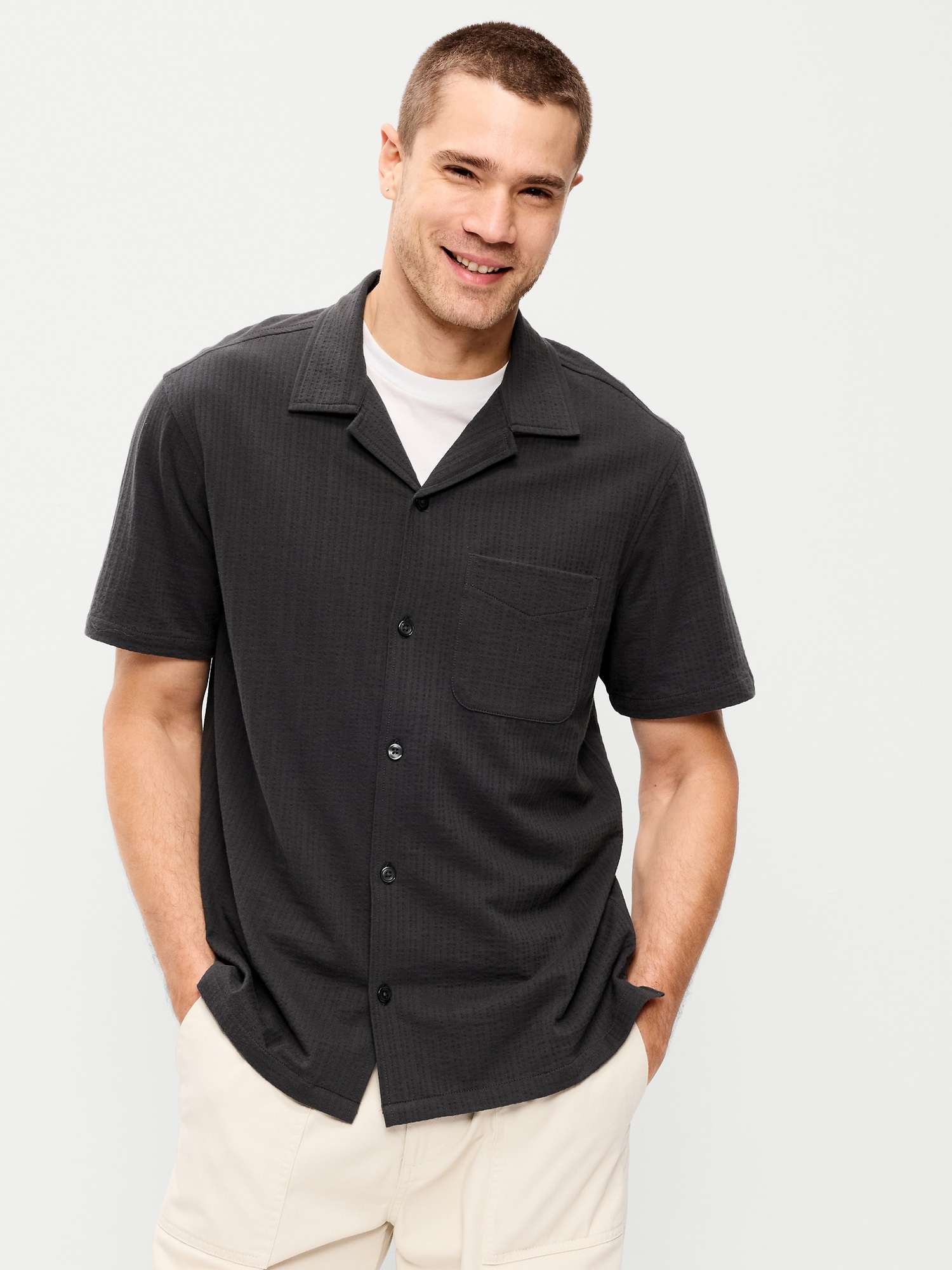 CHEMISE DE VACANCES TEXTURÉE À MANCHES COURTES