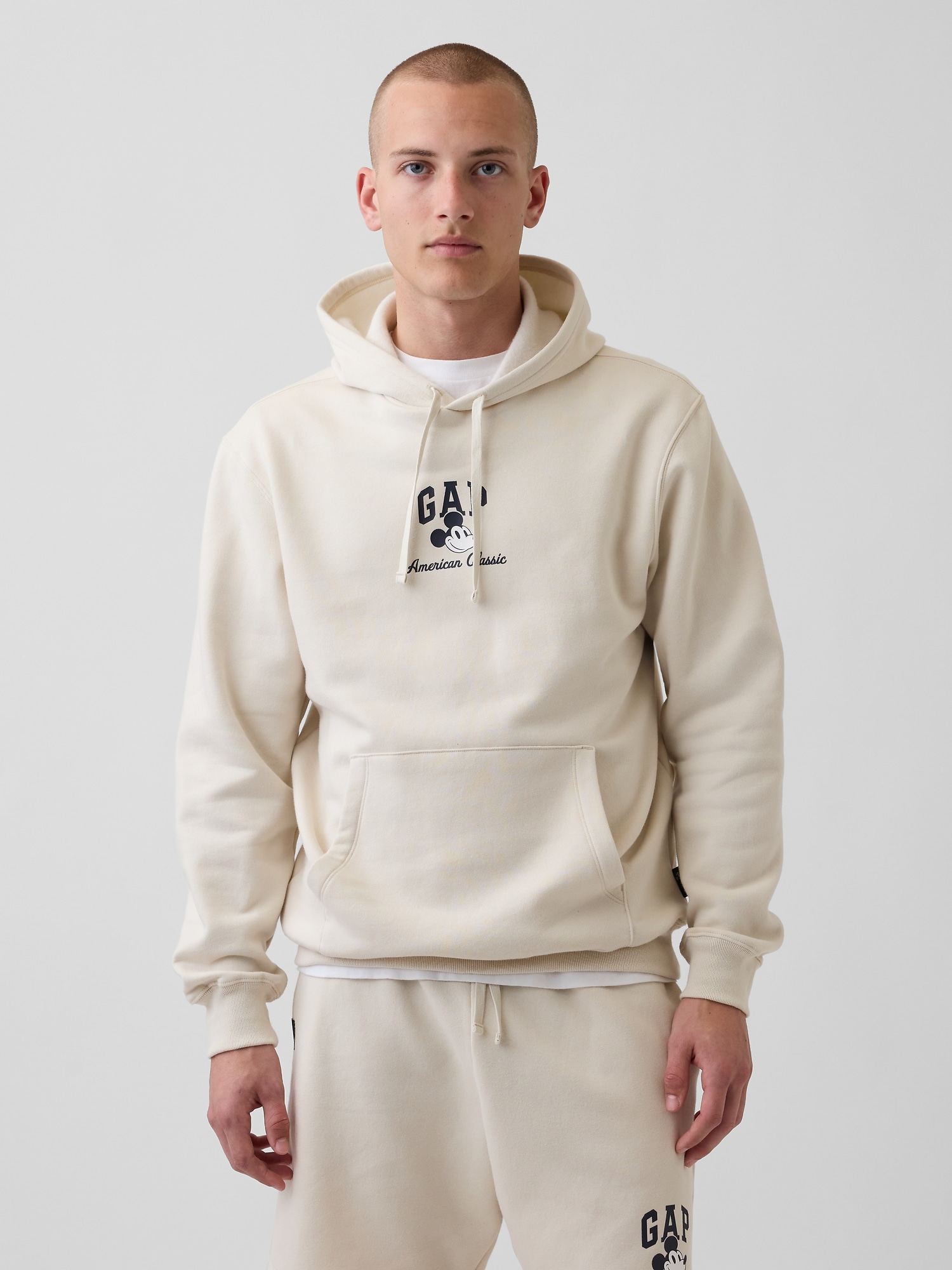 Gap公式オンラインストア | Gap × ディズニー リラックスフィット GAP