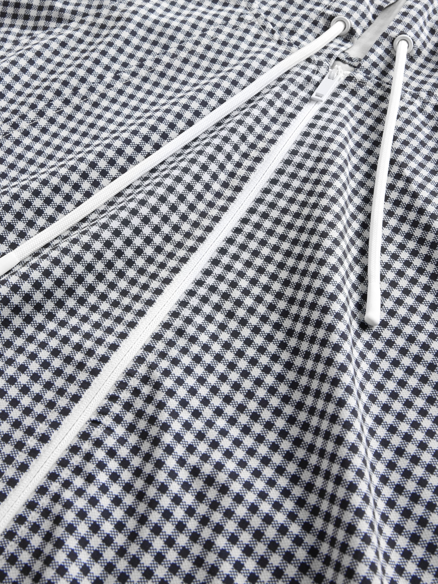 GapFit Tech Gingham Windbreaker