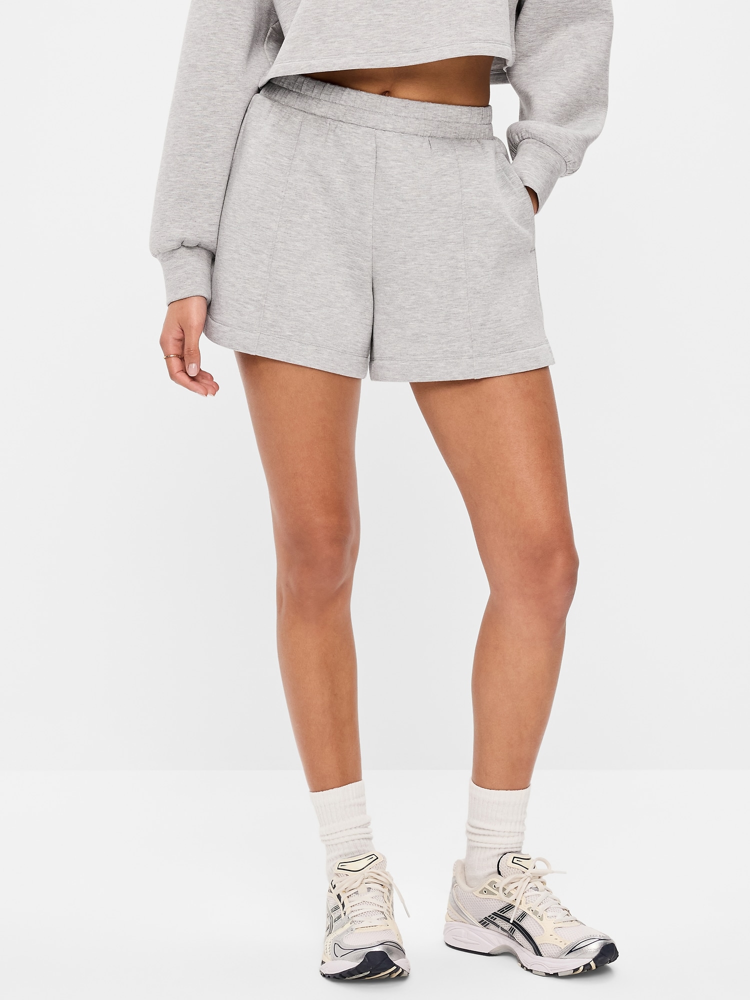 High-Waisted Bounce Fleece Shorts -- 5-inch inseam