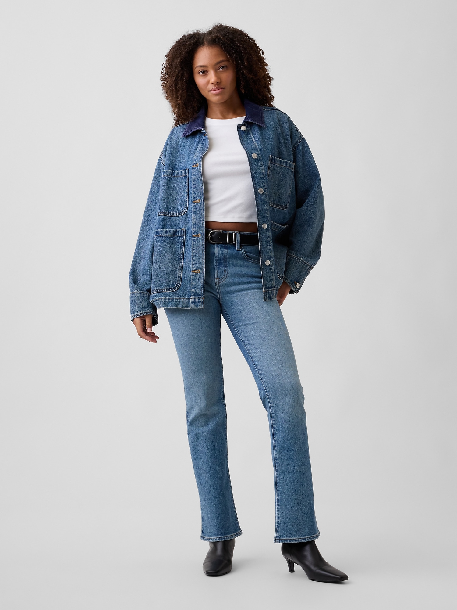 Mid Rise Boot Jeans