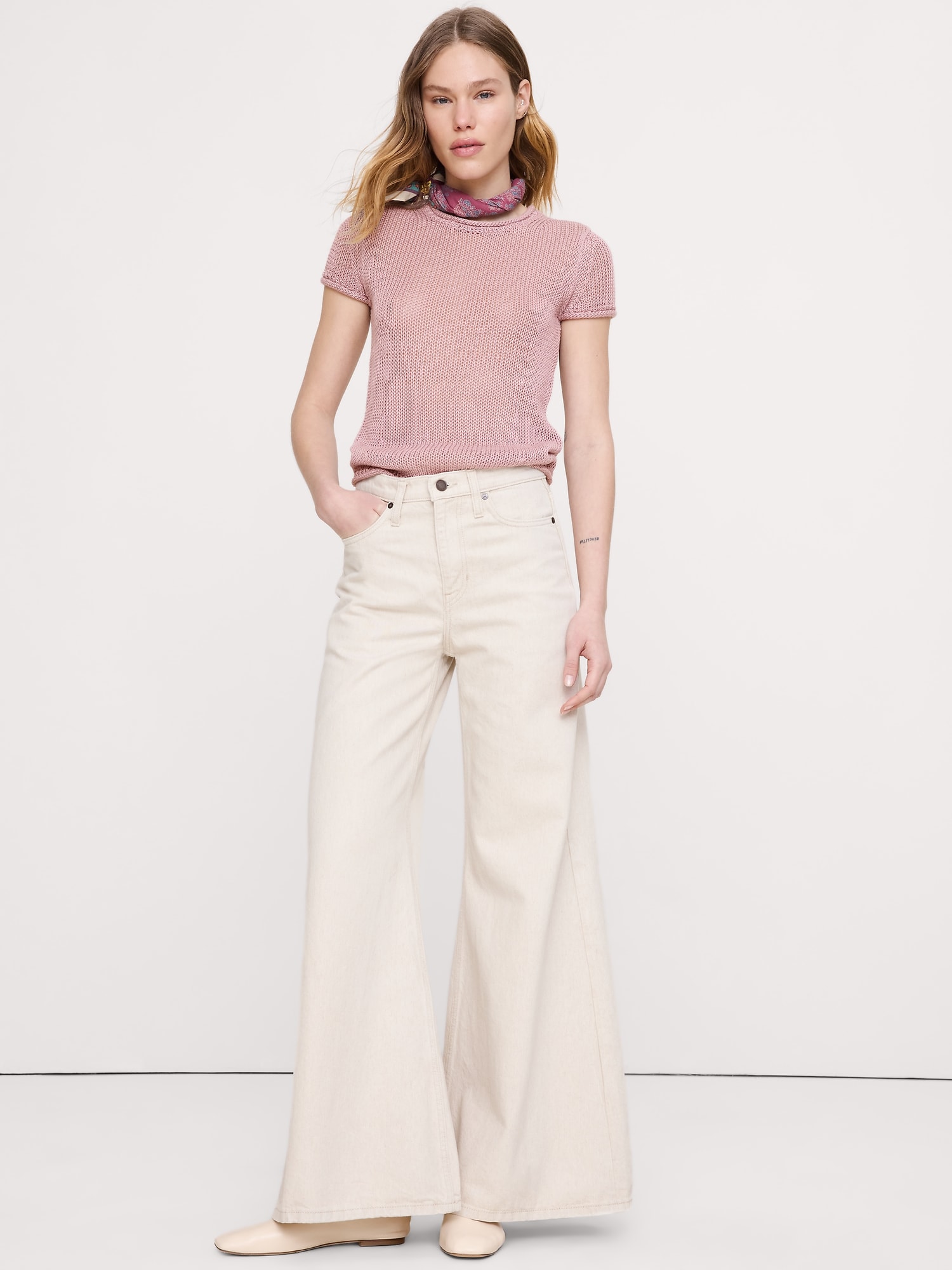 CHANDAIL À MANCHES COURTES EN LIN CLASSIQUE