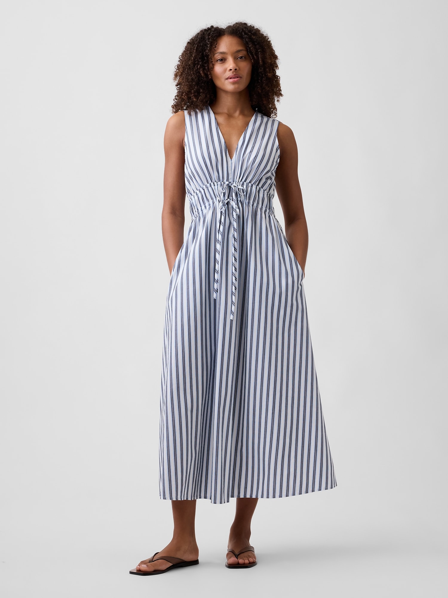 Sleeveless Tie-Front Maxi Dress
