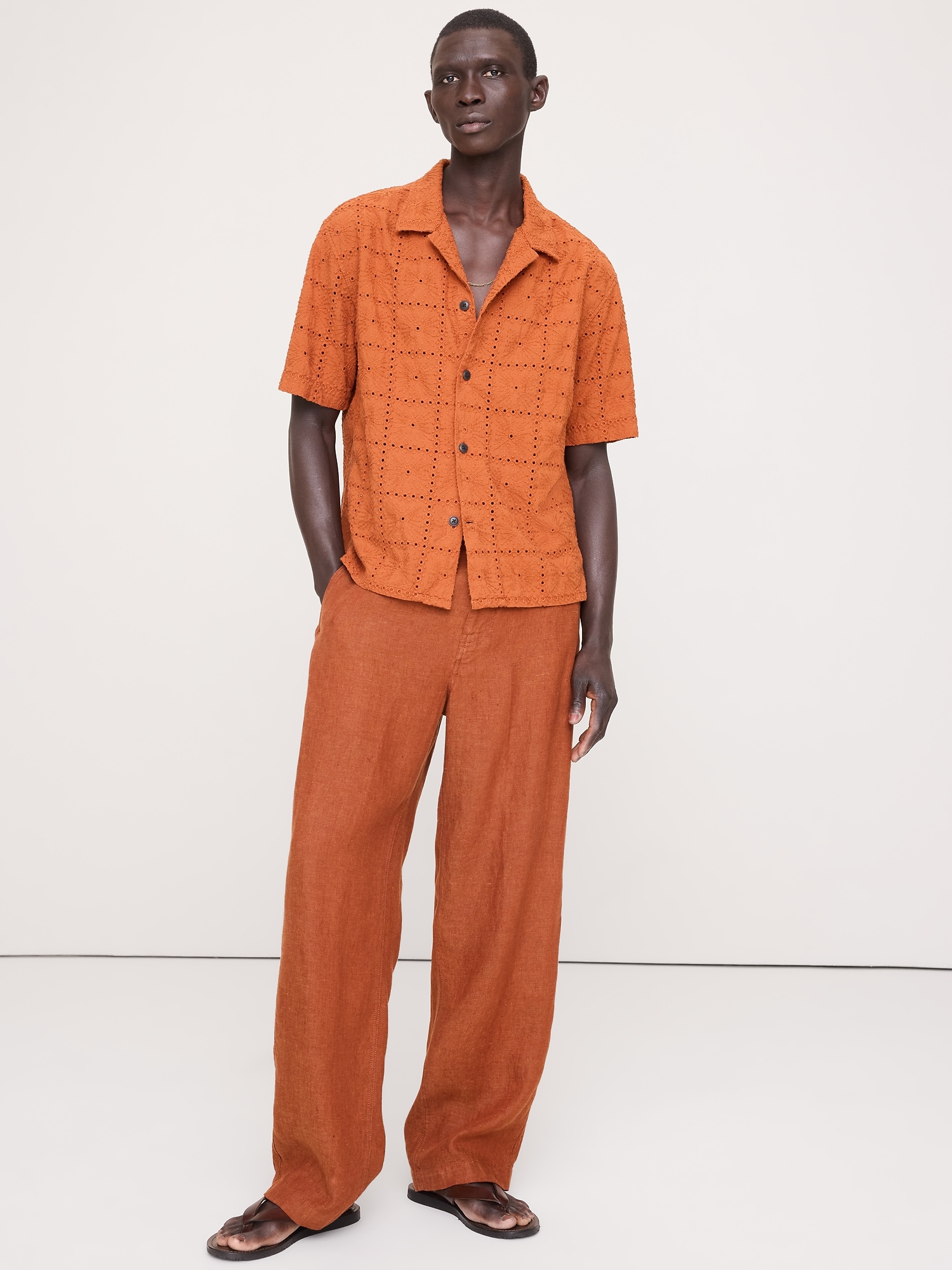 CHEMISE DE VACANCES DÉCONTRACTÉE EN COTON BRODÉ