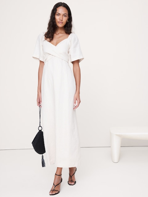 ROBE LONGUE À DÉCOLLETÉ EN CŒUR EN LIN