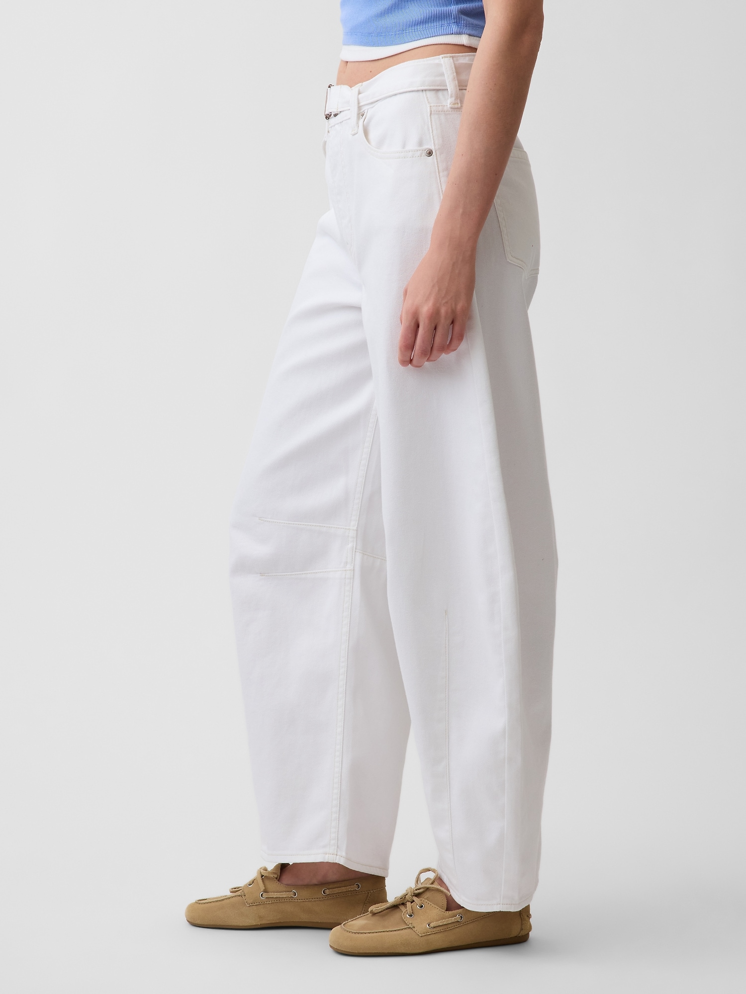 High Rise UltraSoft Belted Horseshoe Jeans