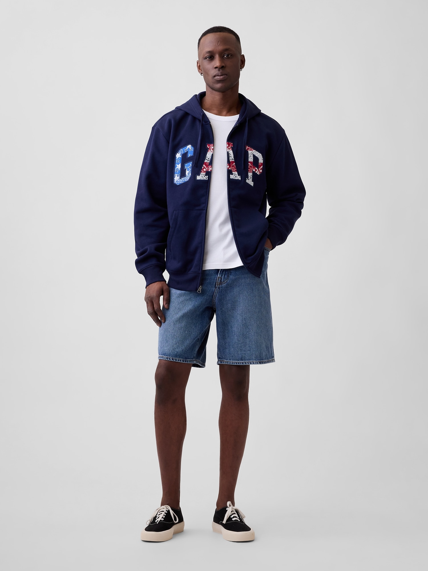 リラックスフィット GAPロゴ ジップアップパーカー-3