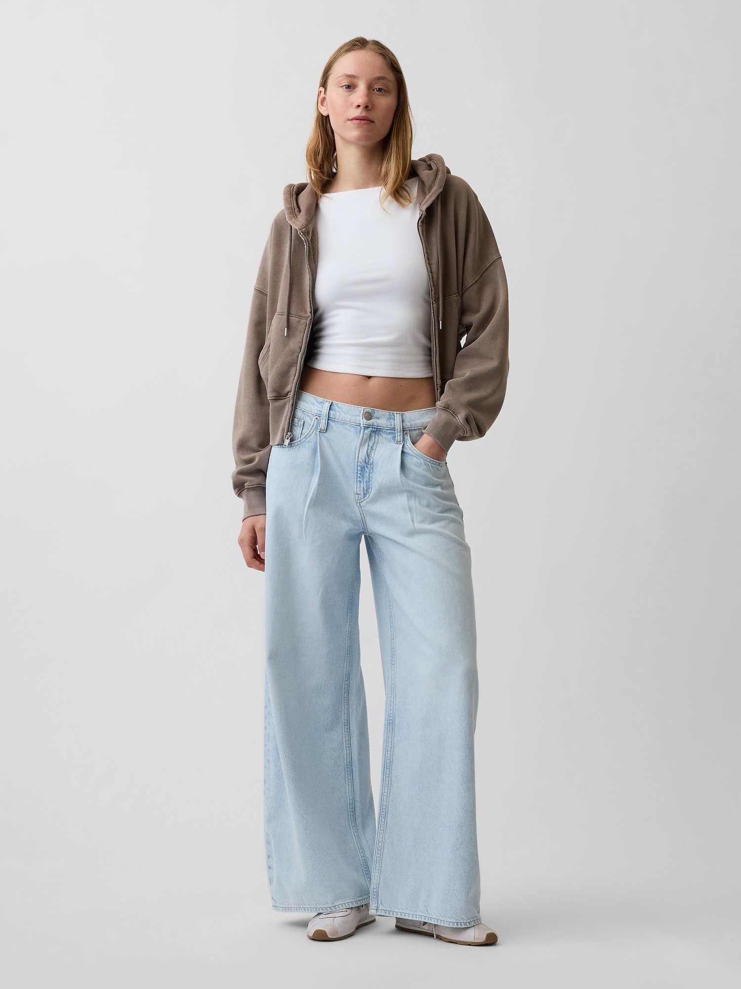 Mid Rise UltraSoft Pleated Baggy Jeans
