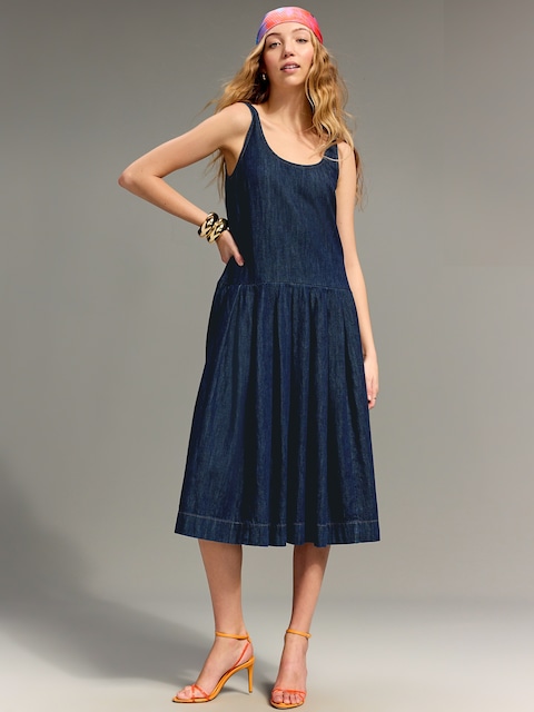 ROBE EN DENIM À TAILLE BASSE OLD NAVY X CHRISTOPHER JOHN ROGERS