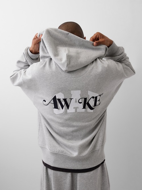 Gap &times; Awake NY ヘビーウェイト オーバーサイズ ロゴ ジップアップパーカー