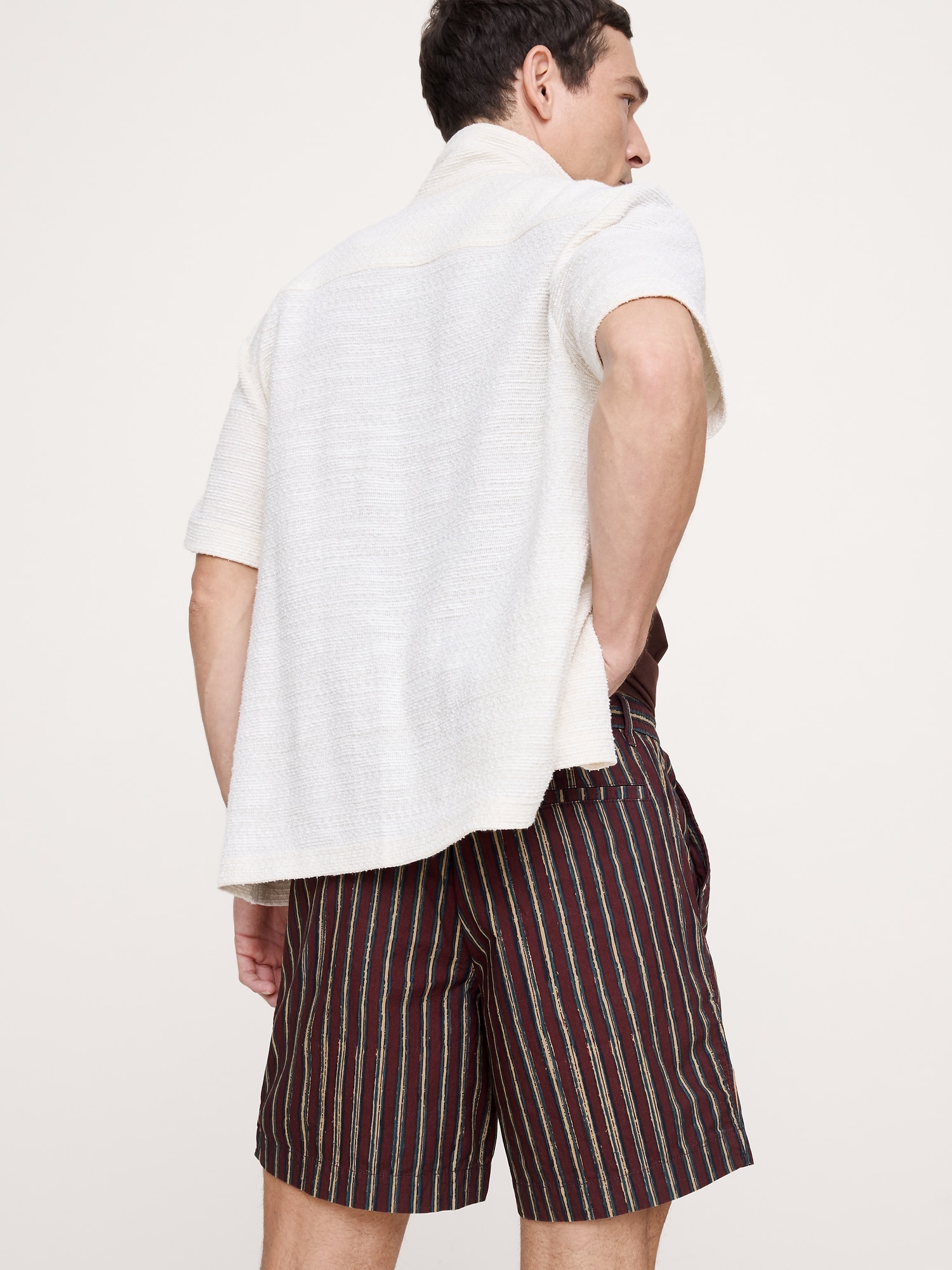 The Weekender 7" Pull-On Short Cotton