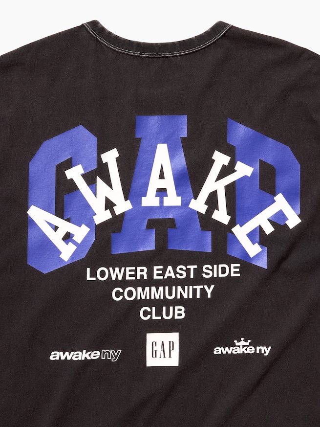 Gap &times; Awake NY リラックスフィット ロゴTシャツ-4