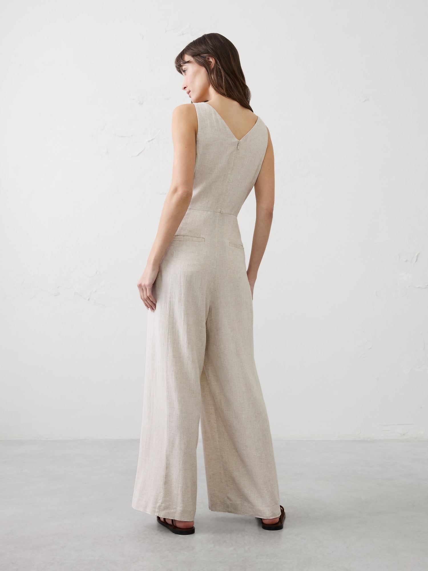 Linen-Blend V-Neck Jumpsuit Linen-Blend V-Neck Jumpsuit