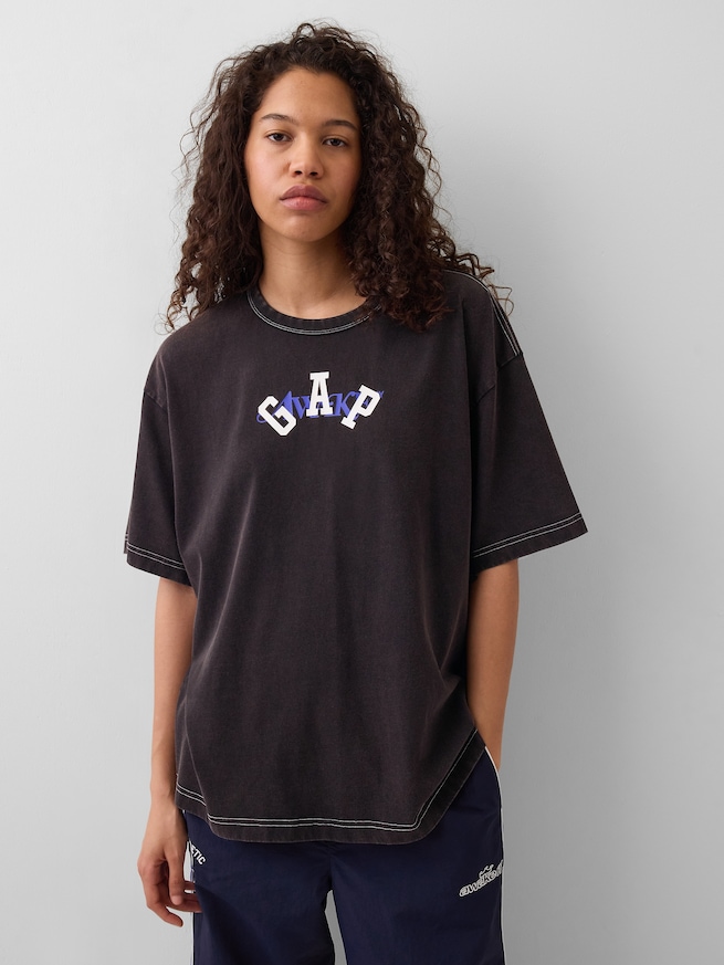 Gap &times; Awake NY リラックスフィット ロゴTシャツ-3