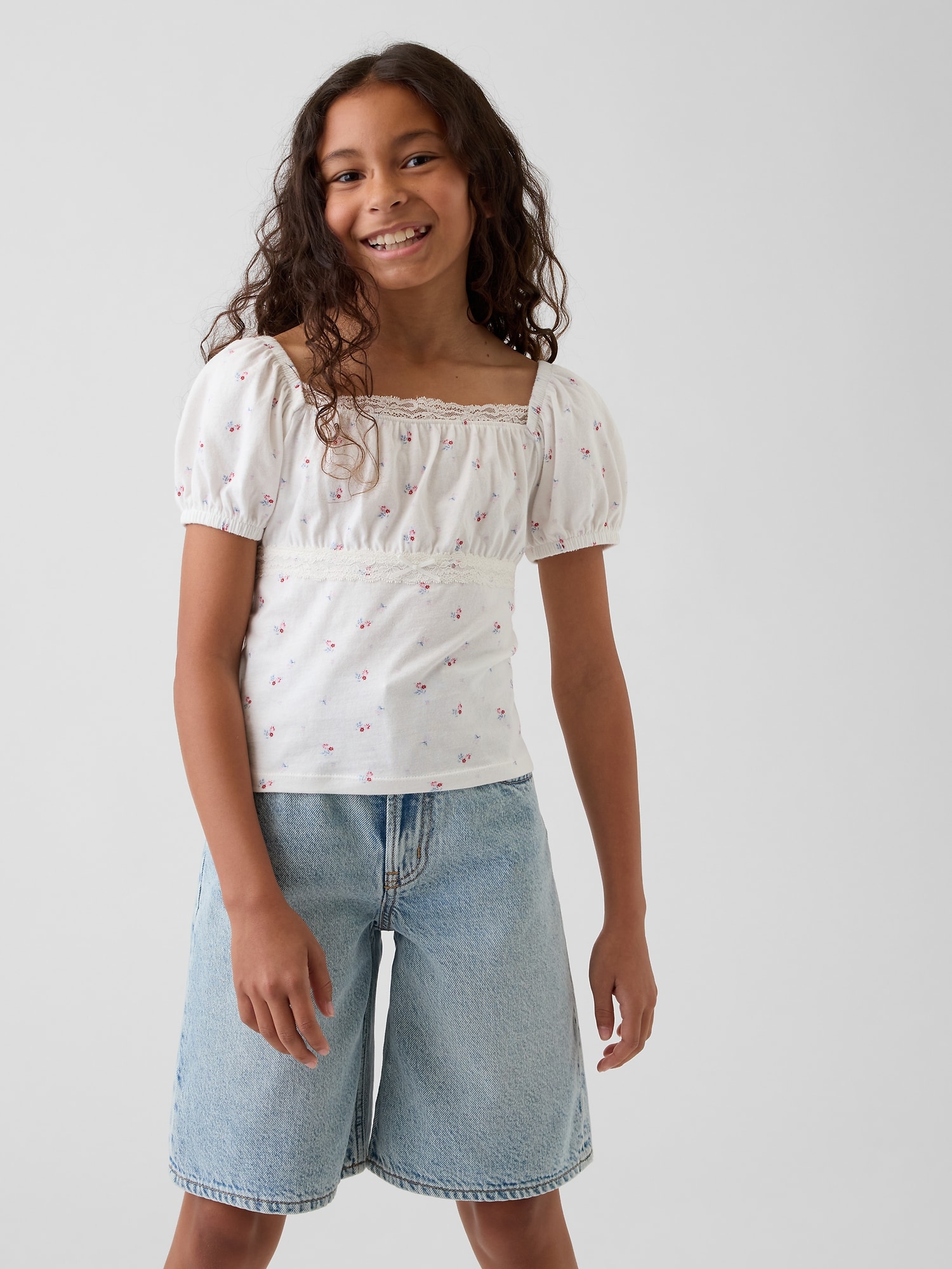 Kids Lace-Trim Puff-Sleeve Top