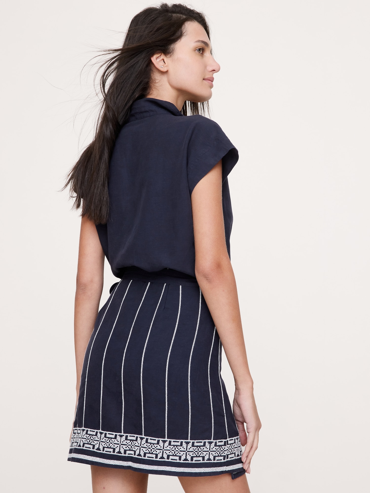 エンブロイダリー テンセル&trade;リネン ラップドレス-2