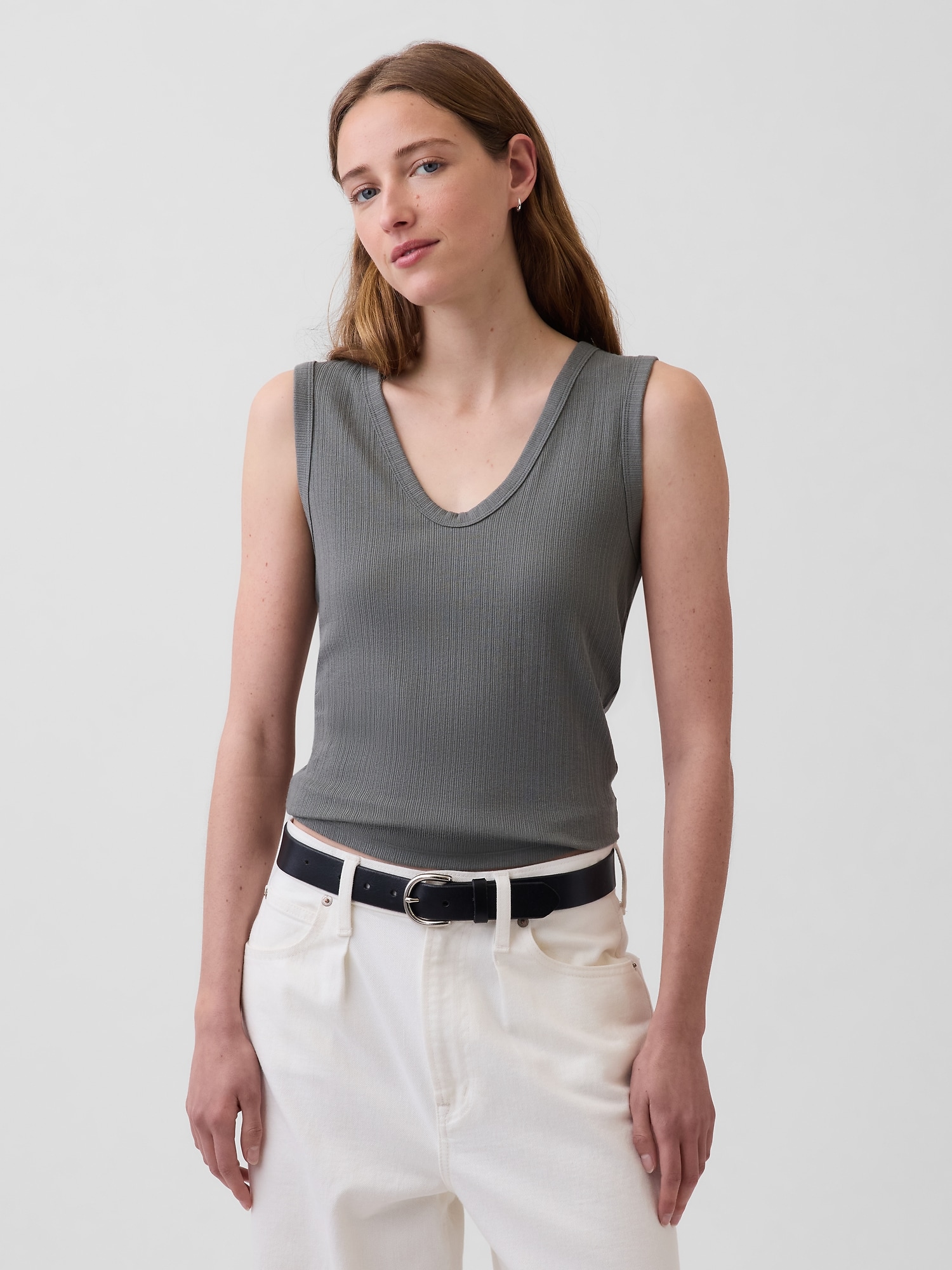 CAMISOLE CÔTELÉE MODERNE