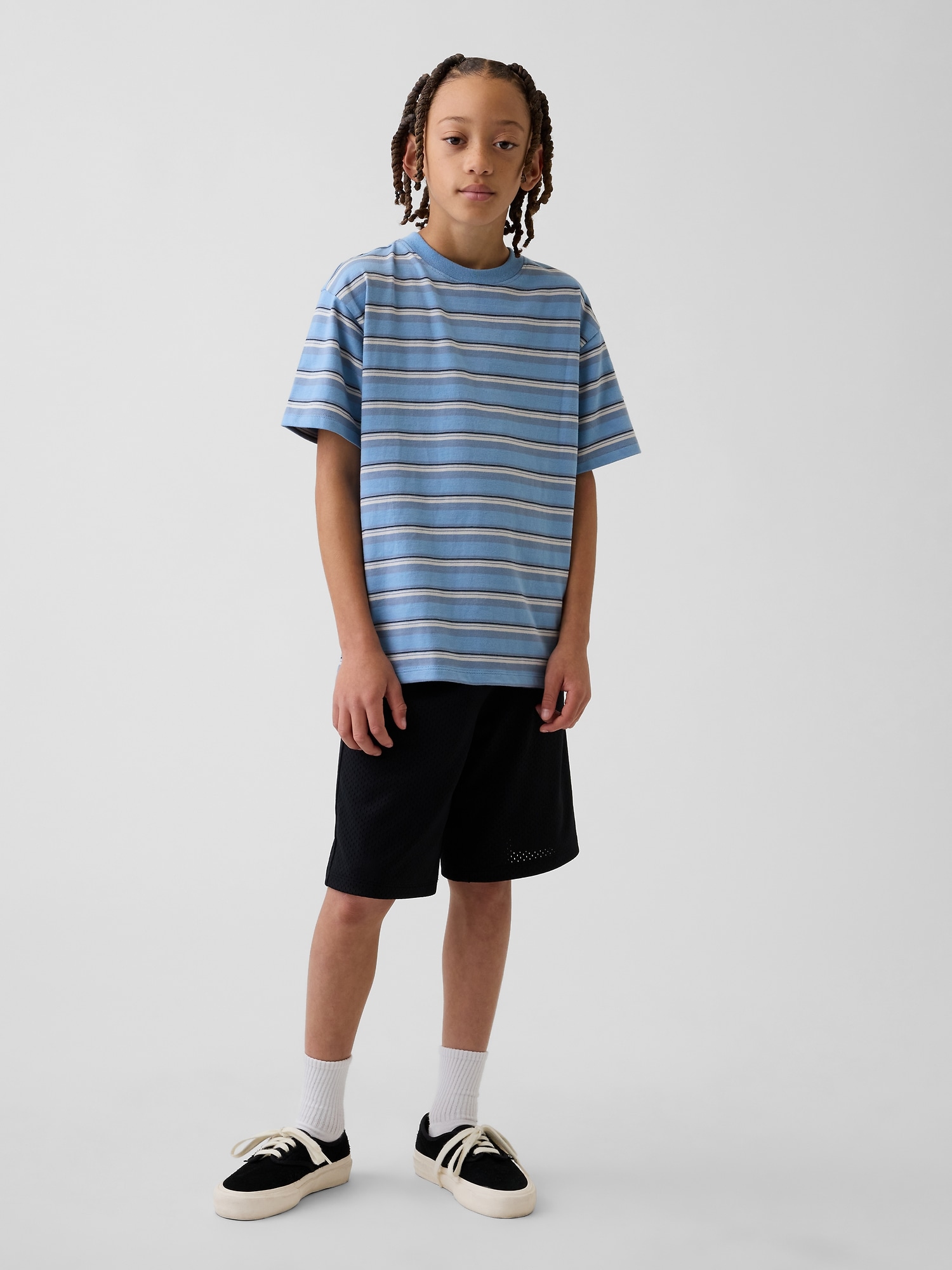 Kids 8" Mesh Baggy Active Shorts