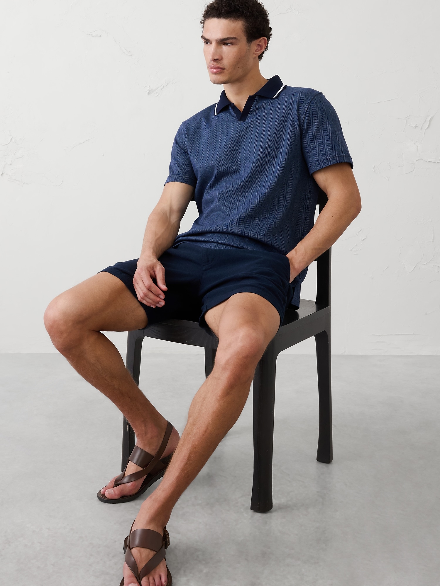 Standard-Fit Luxe Touch Johnny-Collar Polo