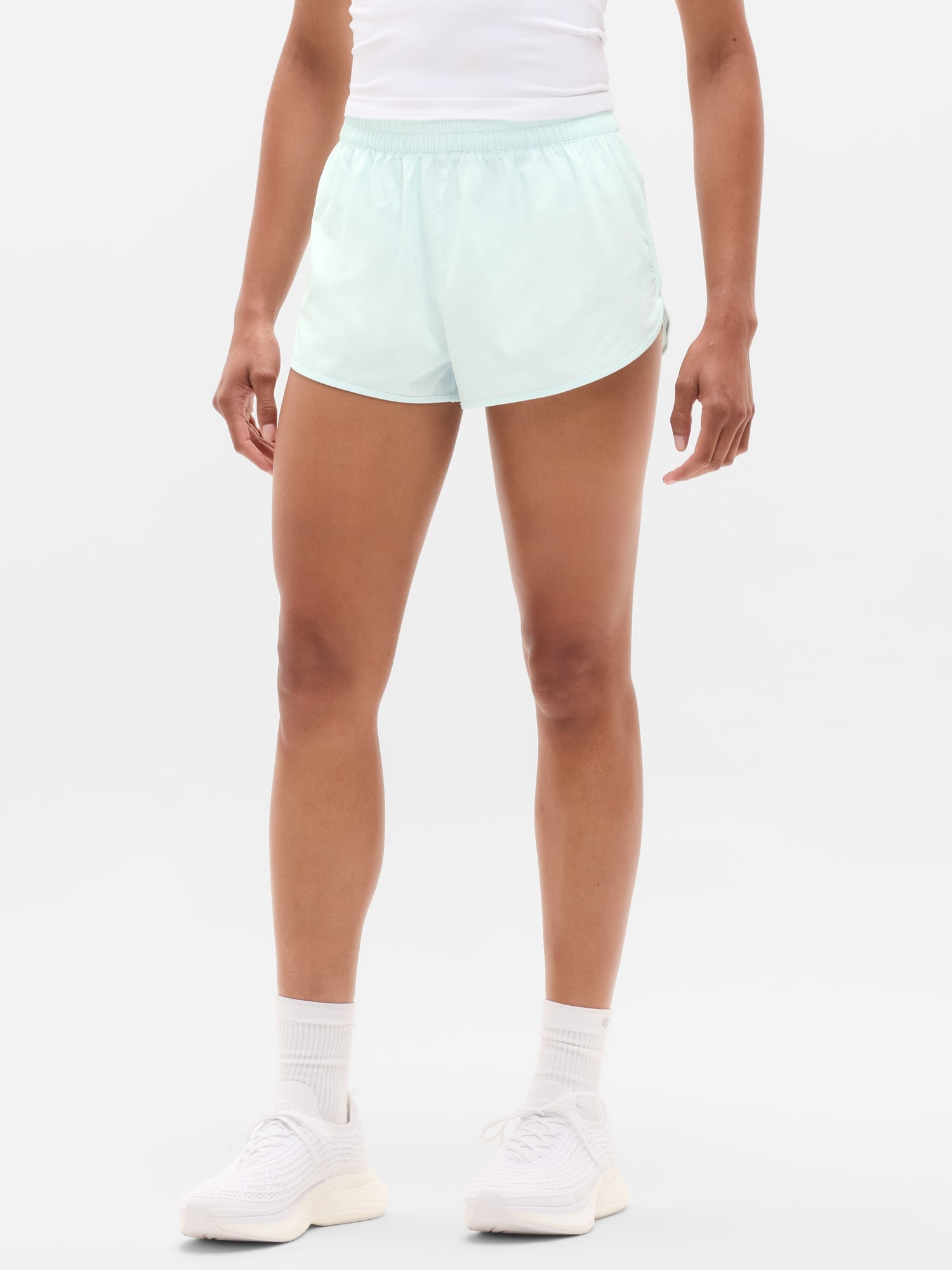 Athleta Speedwork Mid Rise 2 1/2" Run Short In Sky