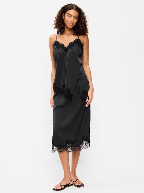 JUPE MI-LONGUE EN DENTELLE