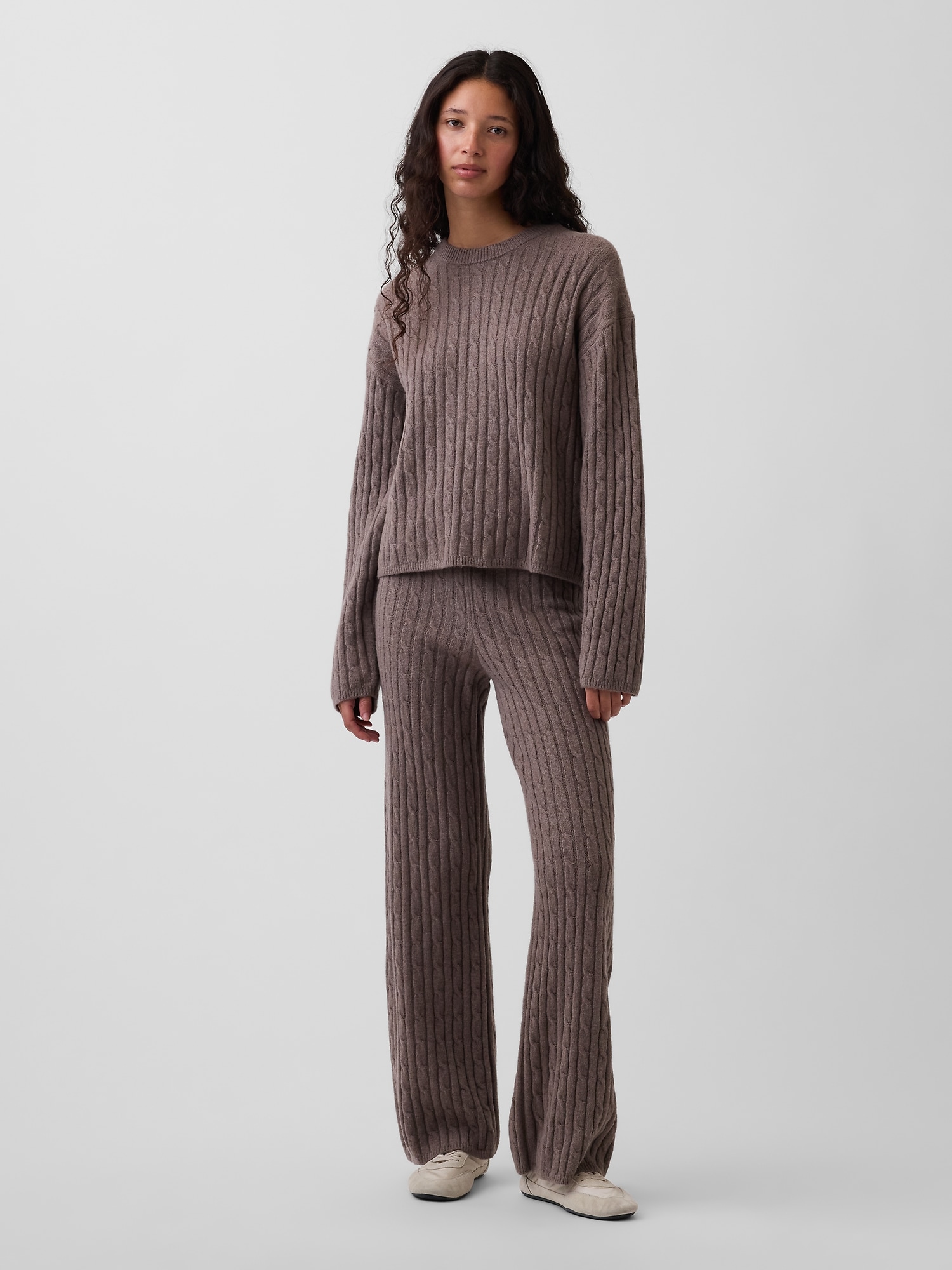 CashSoft Relaxed Cable-Knit Sweater Pants
