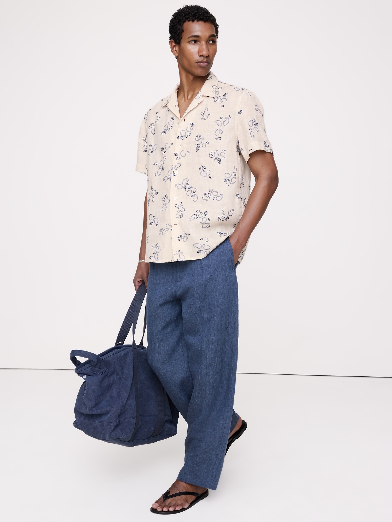 Standard-Fit Embroidered Linen Resort Shirt