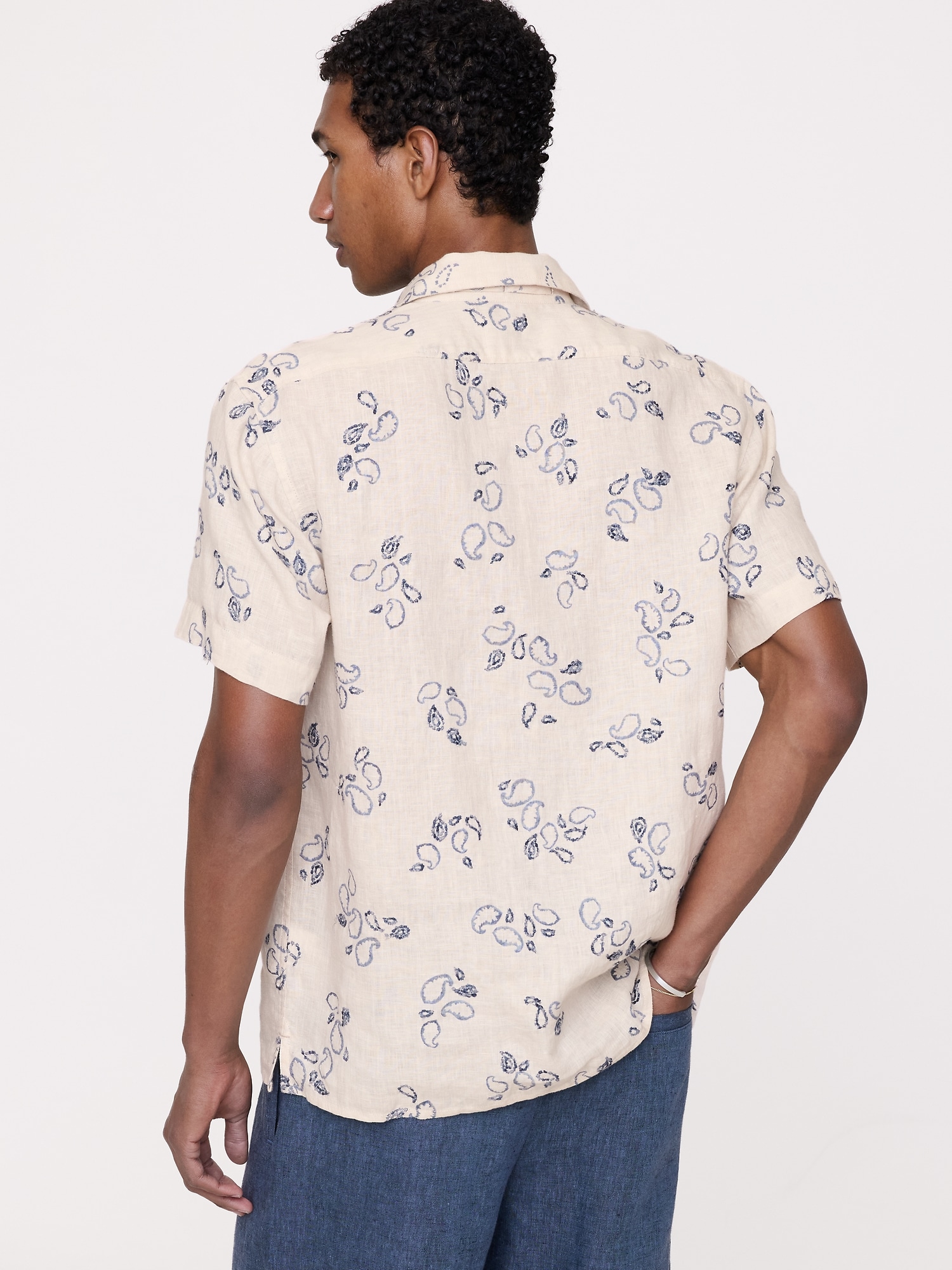 Standard-Fit Embroidered Linen Resort Shirt