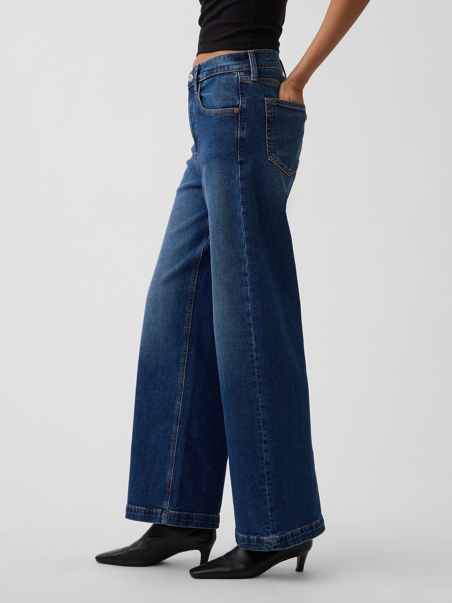 High Rise Stride Wide-Leg Ankle Jeans