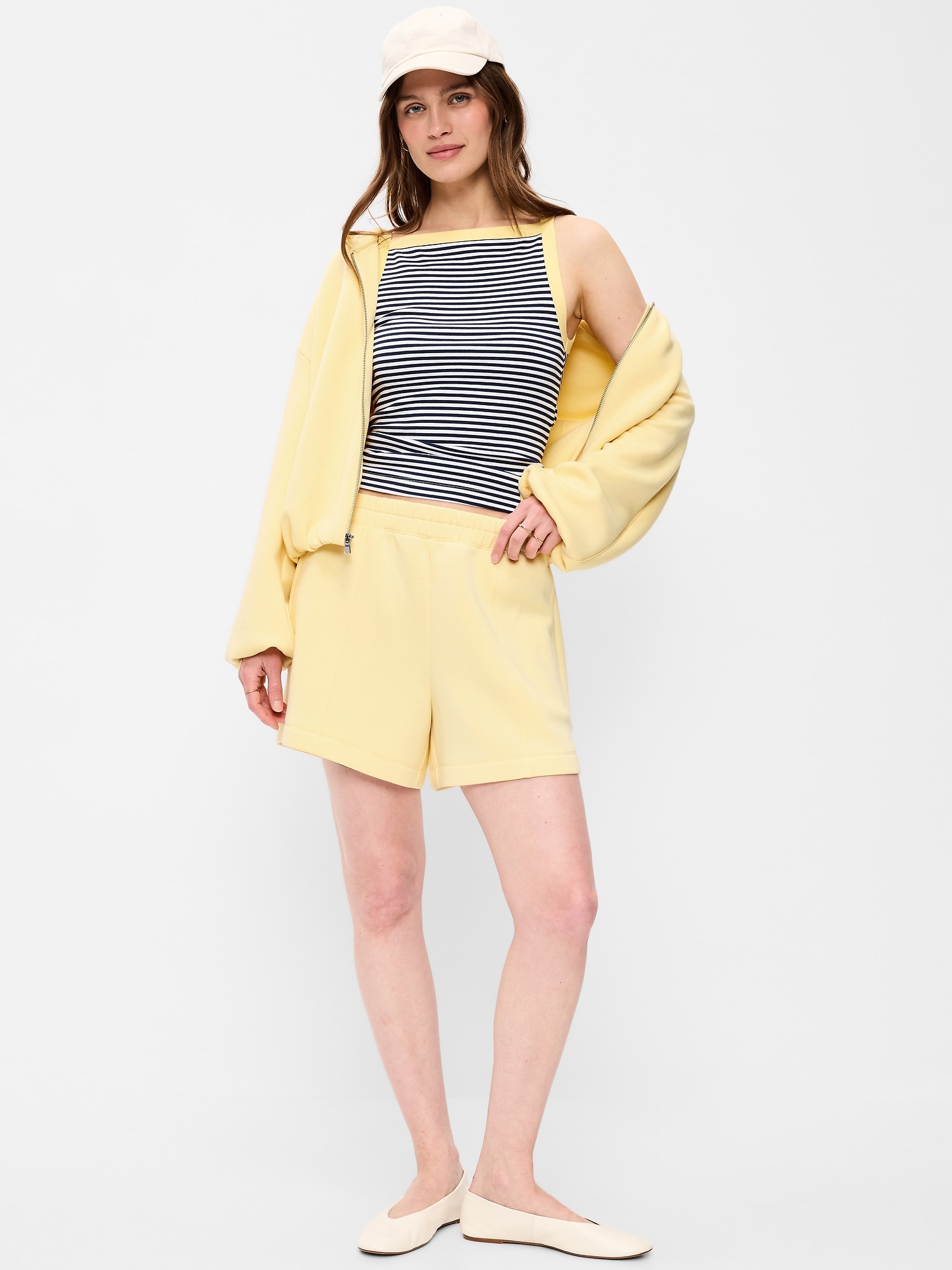High-Waisted Bounce Fleece Shorts -- 5-inch inseam