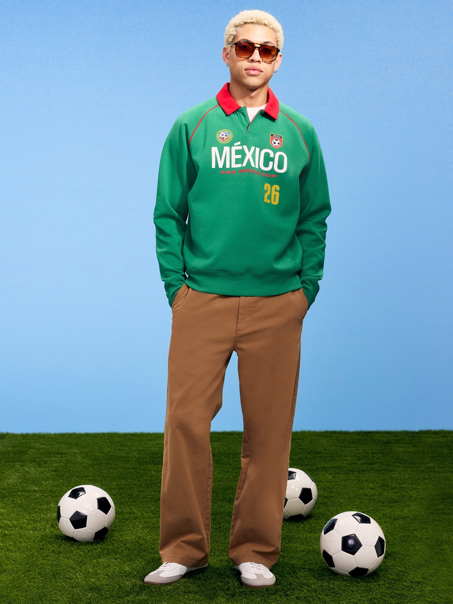 FIFA World Cup 26™ Mexico Dynamic Fleece Collared Graphic Sweatshirt for Men