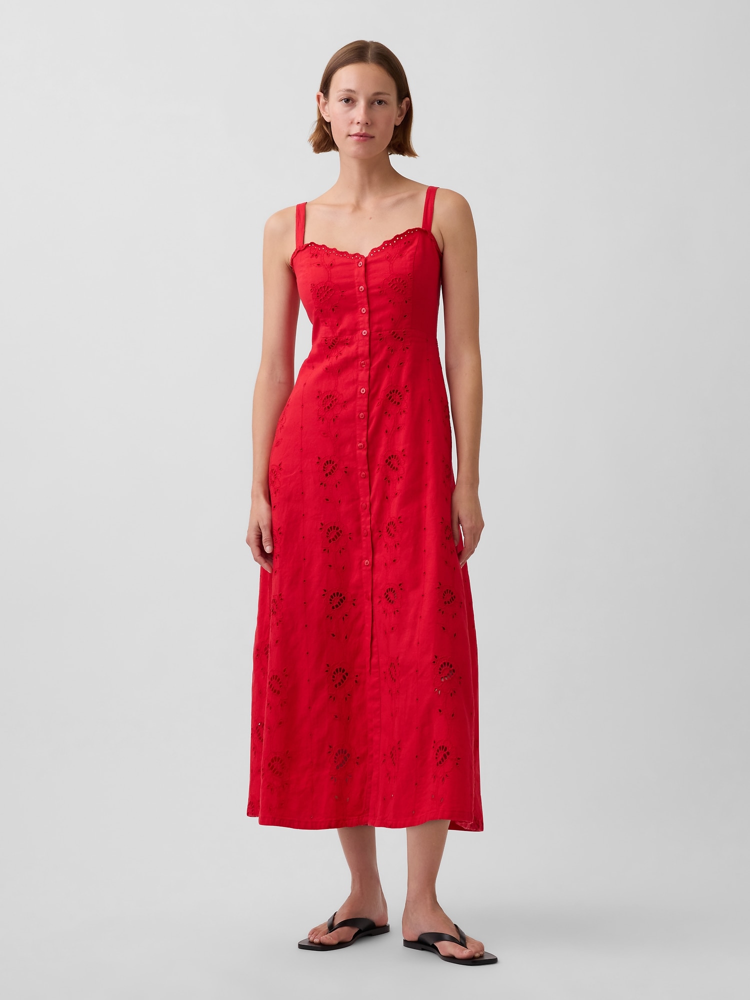 ROBE CAMISOLE LONGUE BRODÉE À DEVANT BOUTONNÉ EN MÉLANGE DE LIN