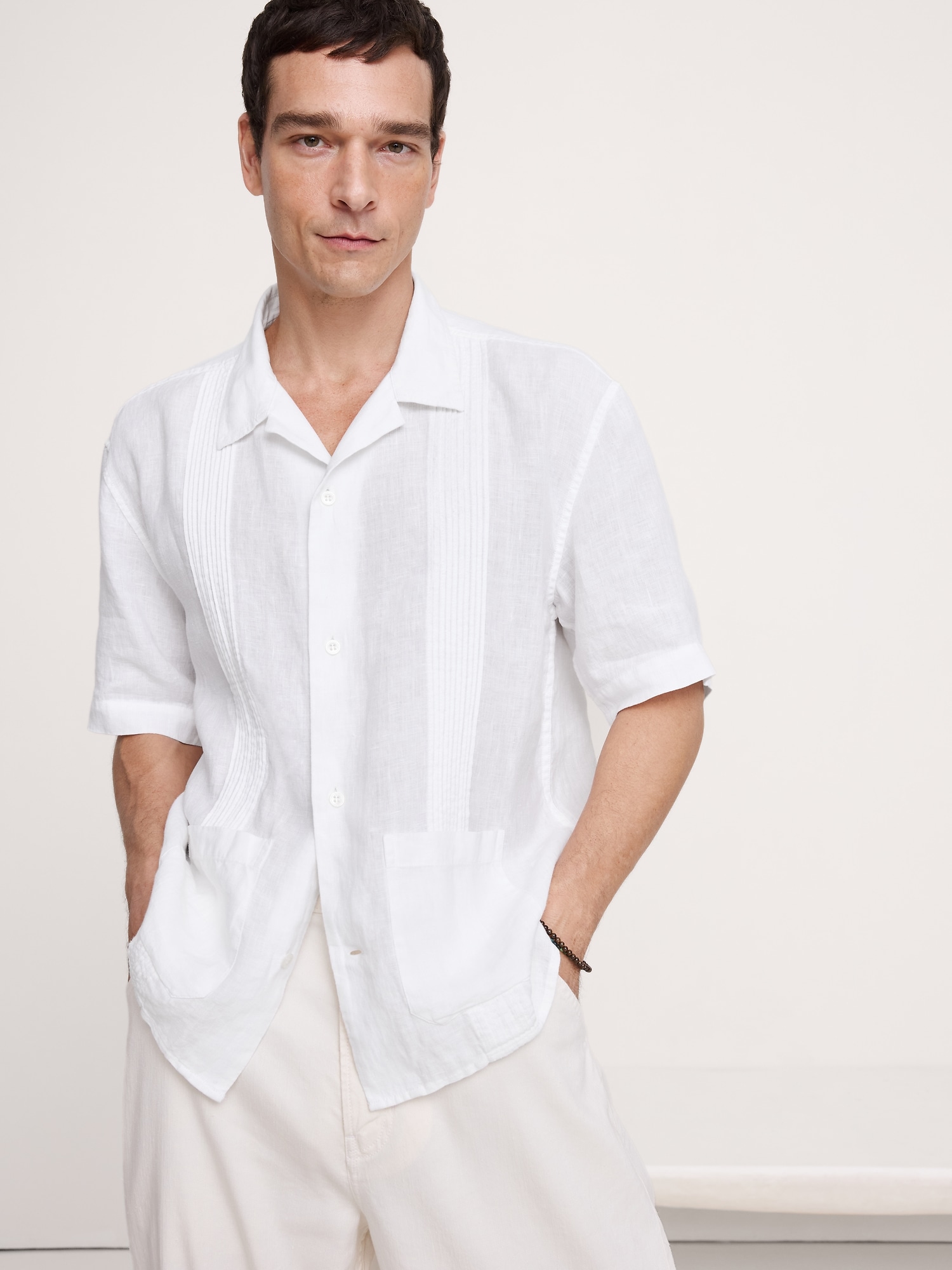 CHEMISE DE VACANCES DÉCONTRACTÉE À PLIS EN LIN