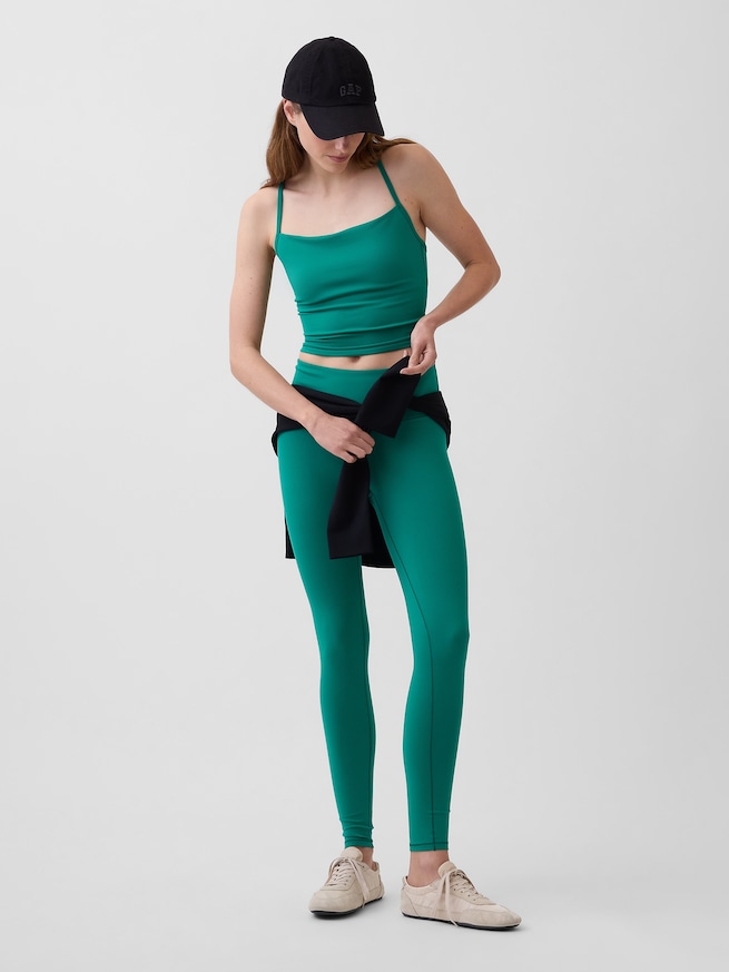 GapFit スムース レーサーバック クロップド タンクトップ-1
