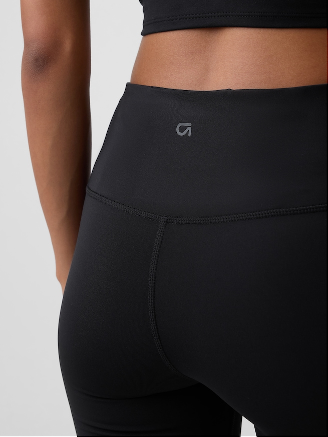 GapFit スタジオ リサイクル 5インチ ハイライズ バイク ショートパンツ-4