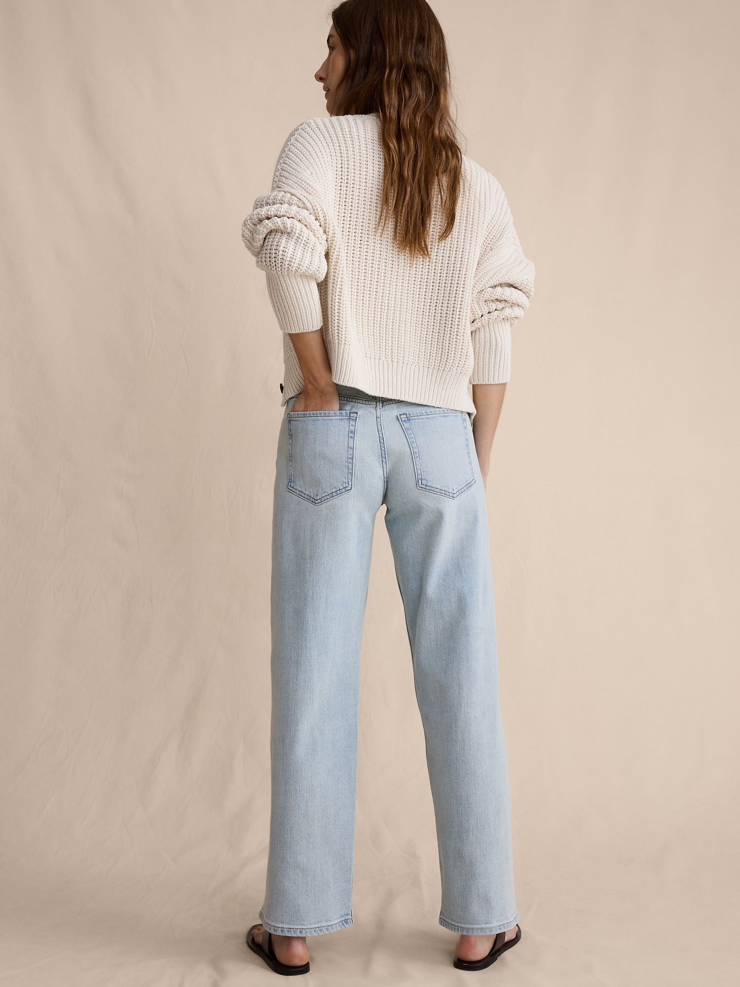 Mid-Rise 90s Loose Crop Jean