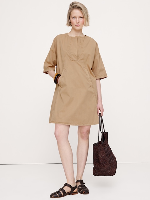 ROBE COURTE EN SERGÉ DE COTON À POCHES