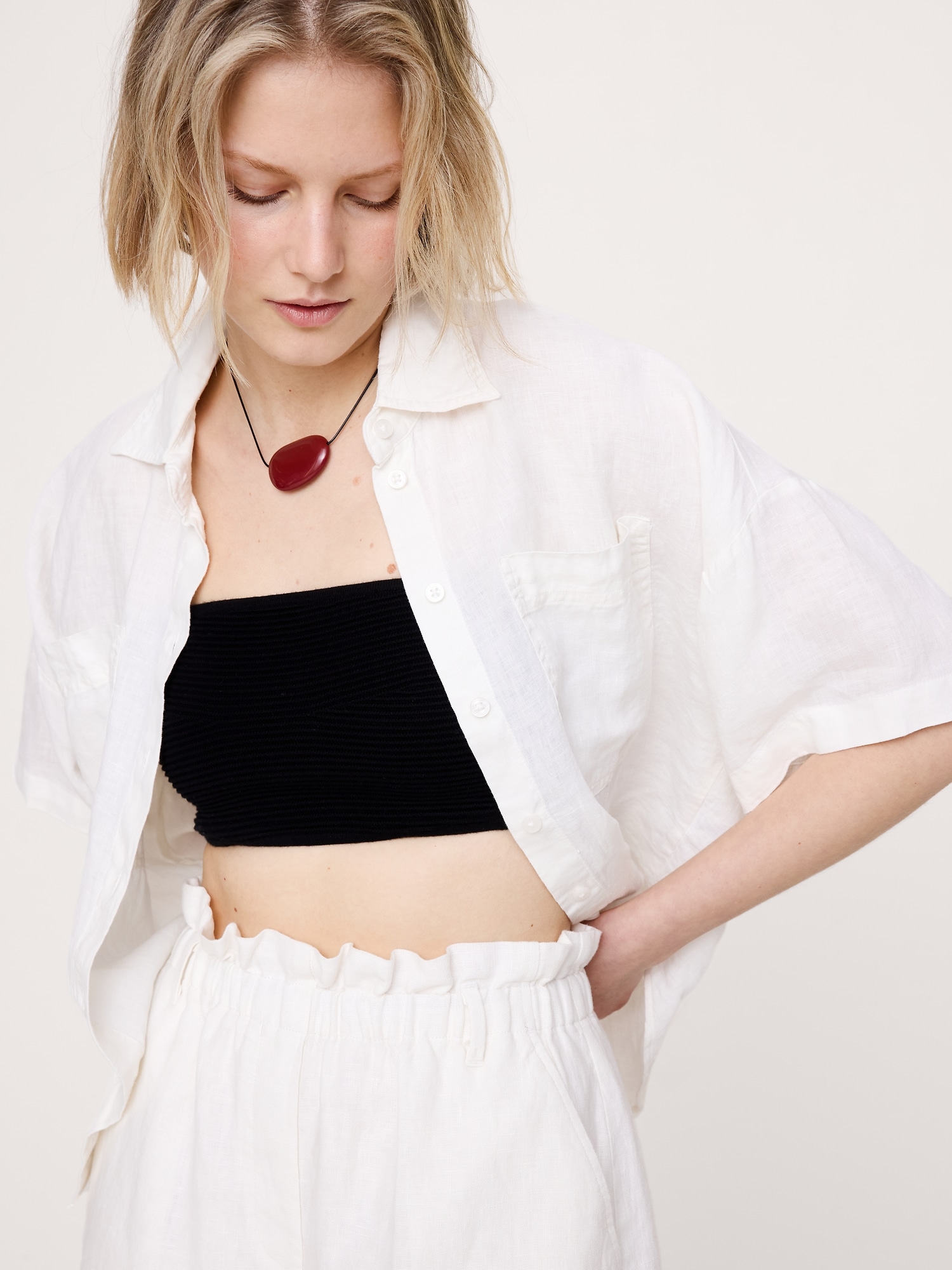 3.5" Paperbag-Waist Pull-On Linen Short