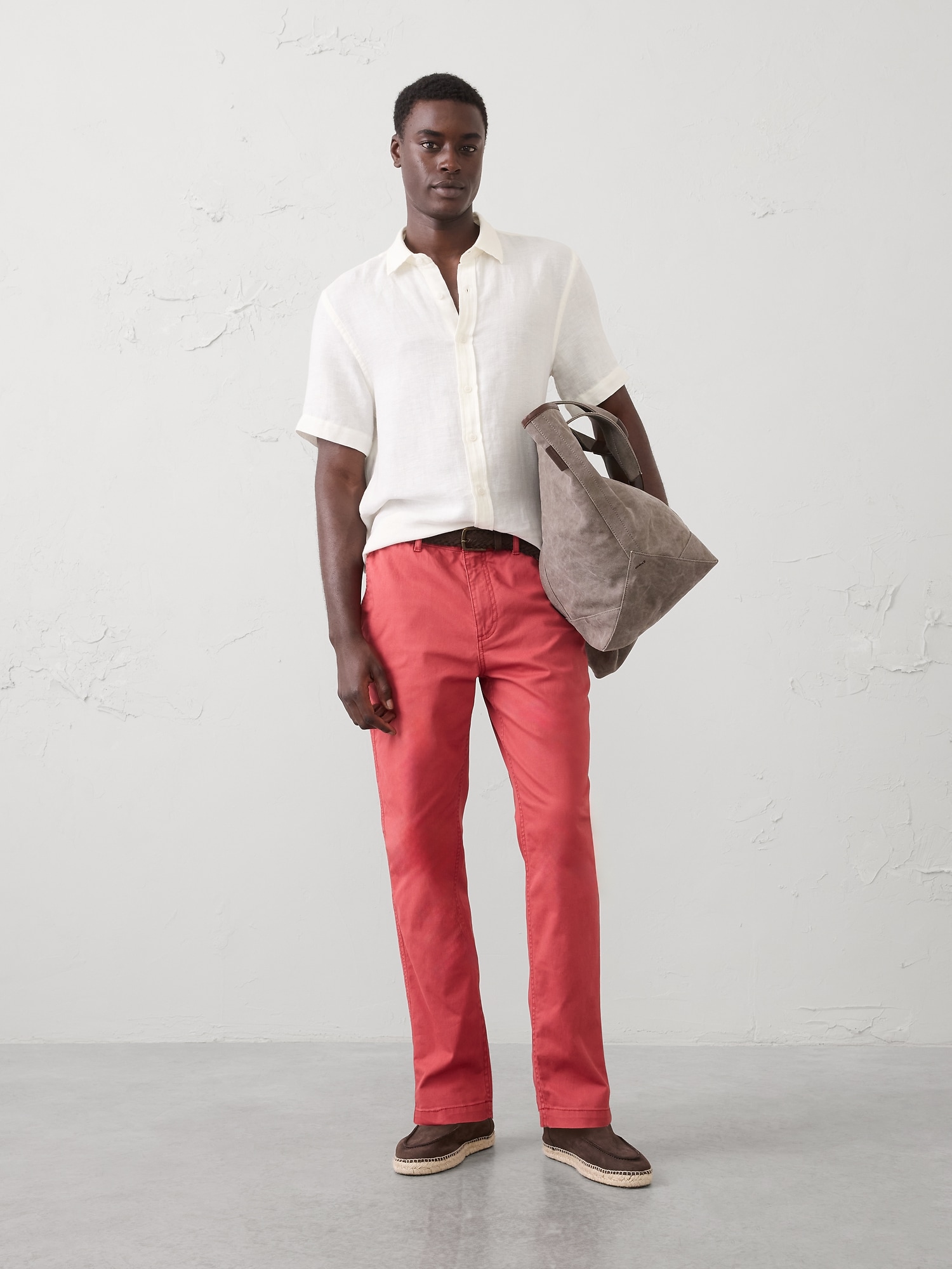 Athletic-Fit Summerweight Chino