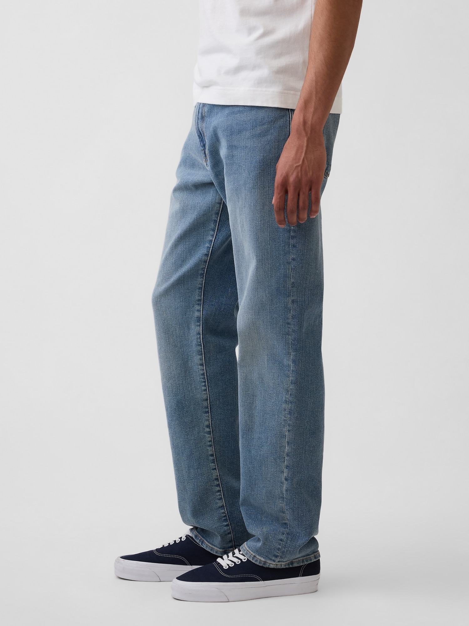 Straight Jeans