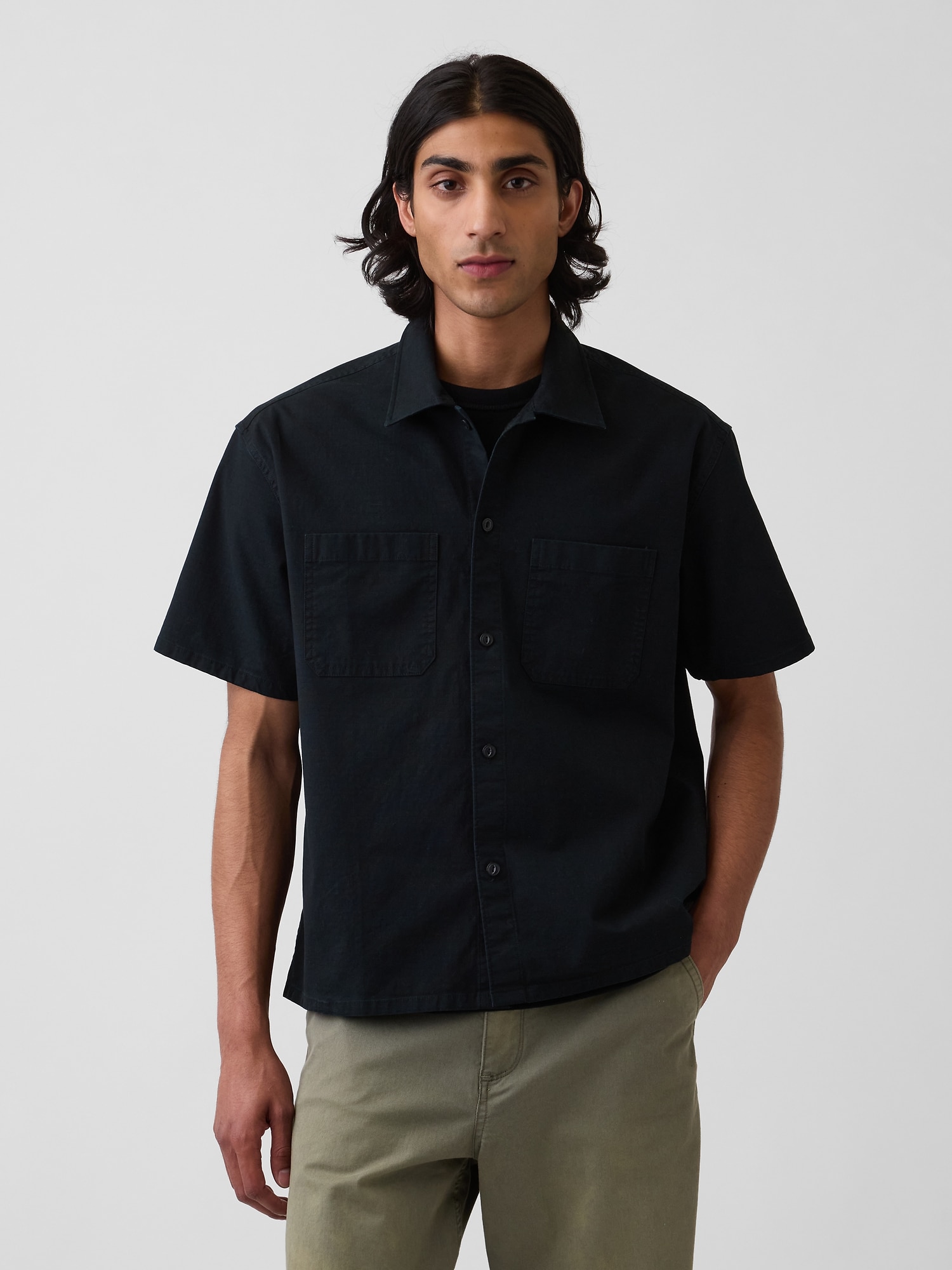 Gap Relaxed Straight-hem Utility Shirt In Basic Black