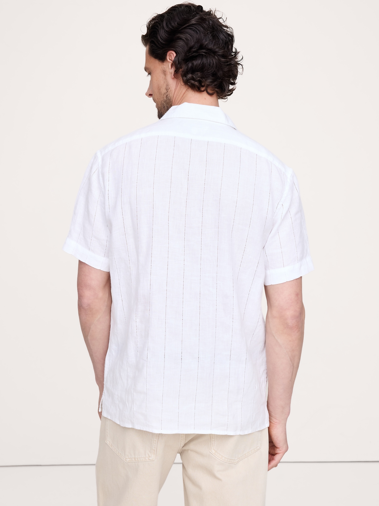 Standard-Fit Linen-Cotton Eyelet Stripe Resort Shirt