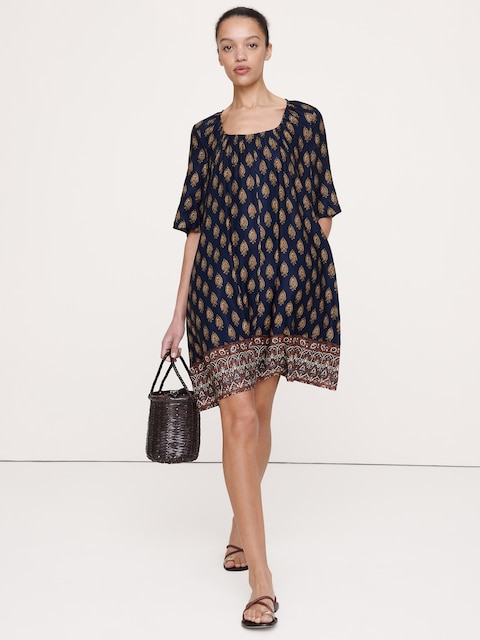 ROBE COURTE EN LIN ET VISCOSE À ENCOLURE DÉGAGÉE