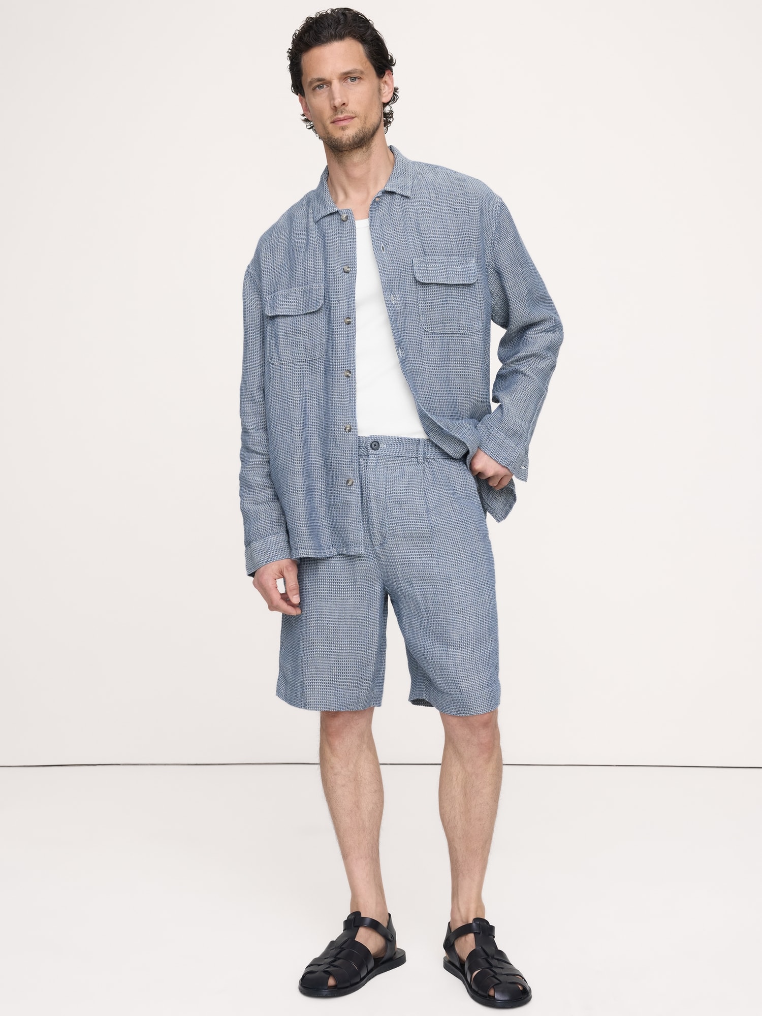 9" Pleated Linen-Cotton Pull-On Short